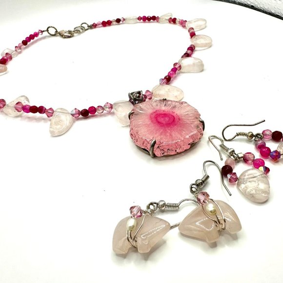 16" Pink Quartz Geode Gemstone Beaded Necklace and Earrings - Picture 7 of 17